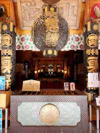 ศาลเจ้าโคมิตาเคะ (Komitake Shrine)