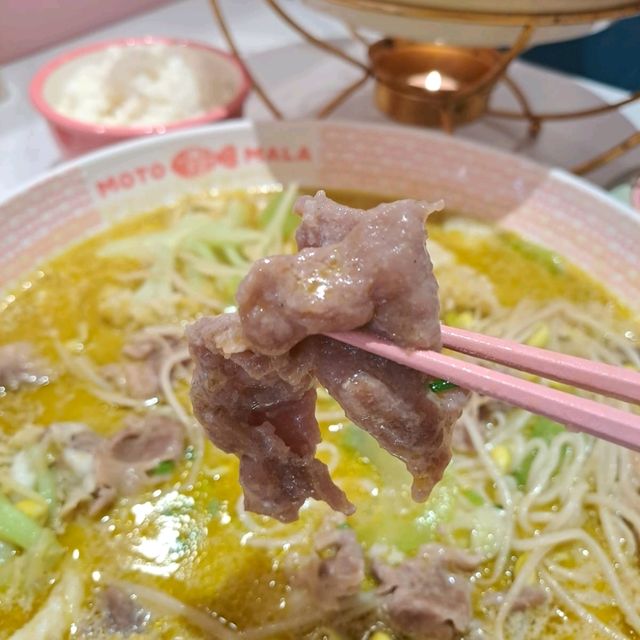 清新川味粉紅小店