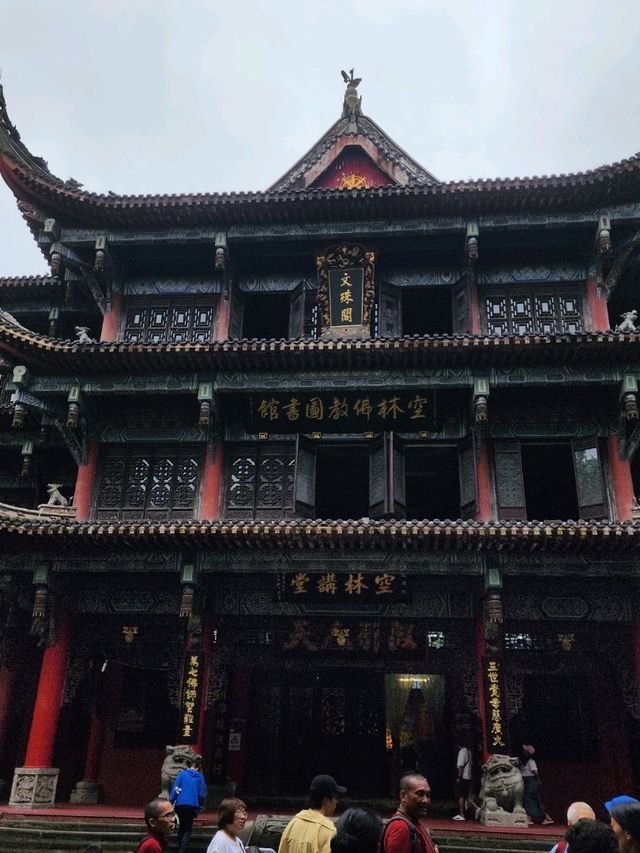 📍Chengdu Day Trip to a Monastery
