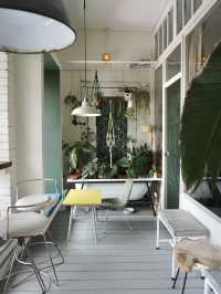 This JB Secret Garden Café is Just a Short Walk from CIQ