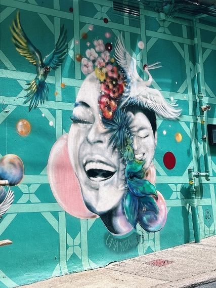 街歩きが楽しい🎨✨香港島のカラフル壁画アート巡り！ | Trip.com 香港
