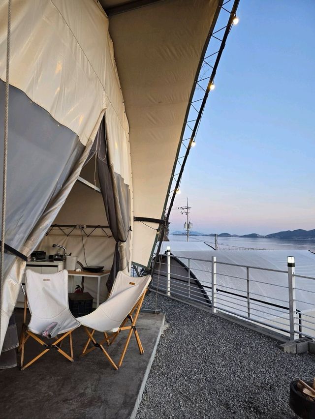 비토섬을 대표하는 감성가득 오션뷰 글램핑🏕