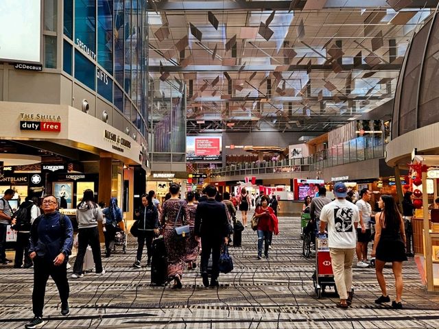 A stroll around the best airport in the world, Changi International Airport