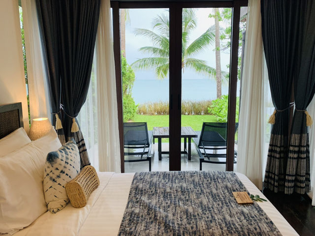 Peace Resort Samui พูลวิลล่าติดทะเล นอนชิลล์