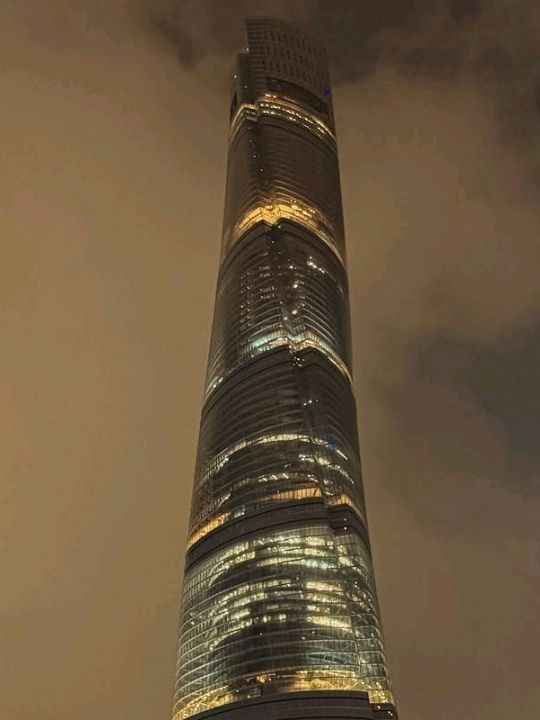 it is the second tallest building in the world