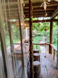  พักกายพักใจ ท่ามกลางธรรมชาติบ้านไร่ไออรุน ระนอง