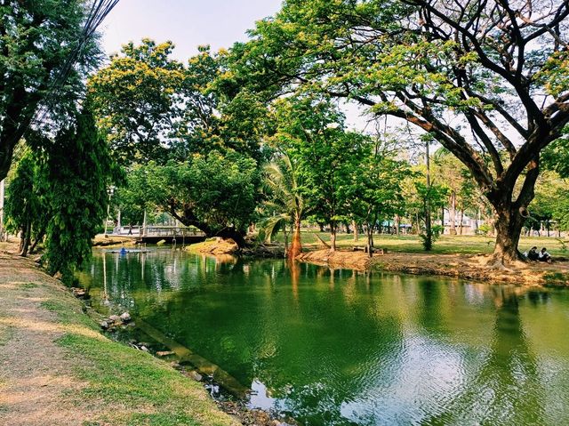 泰國曼谷市中心素坤逸區城市綠洲公園一日遊行程，親子遊行程，素坤逸繁華大道，適合打卡拍照📸親子遊