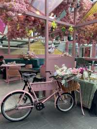 EL&N London KL: Pretty in Pink, Pricey on the Plate