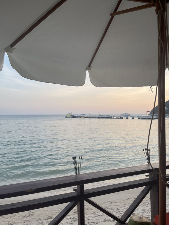 The most popular beach in Hainan