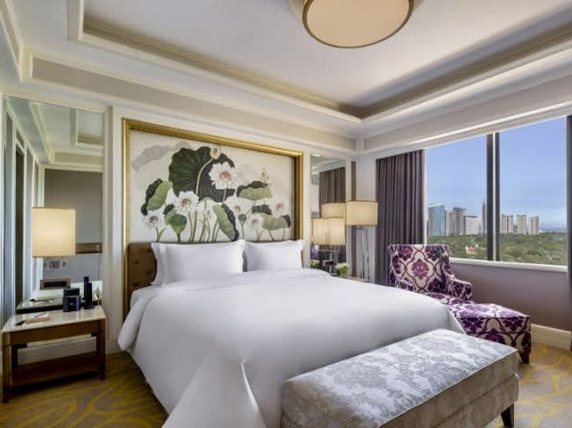 Dusit Thani Manila