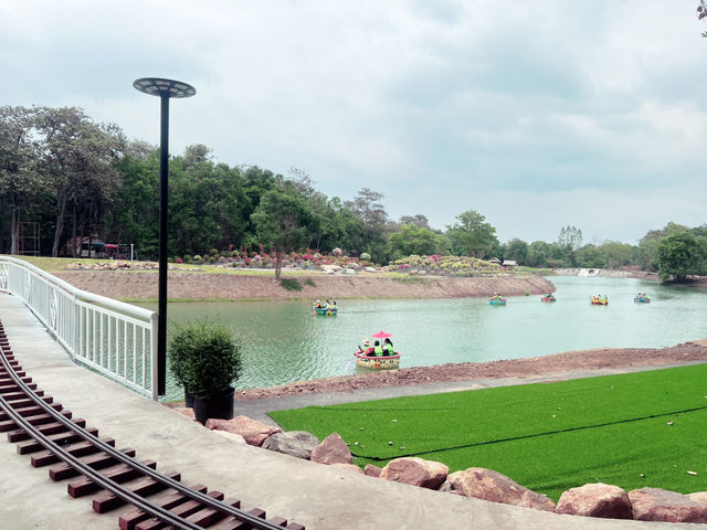 ศูนย์เรียนรู้วัฒนธรรมอีสานใต้