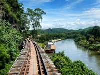เดินชมวิวแม่น้ำแควบนสะพานรถไฟสายมรณะ 🗣️