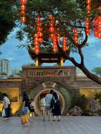 🎑 Skip the Crowds at Yongqing Fang — Discover This Hidden Gem Instead!