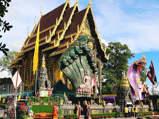 วัดสระกำแพงใหญ่