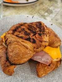 Stella at Hensley's Beach – A Hidden Gem for Brekkie Lovers
