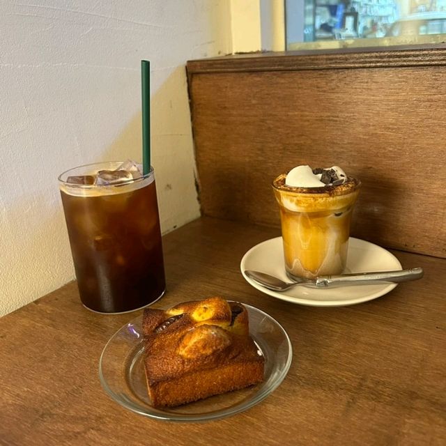 [🇰🇷ソウル] ドマコピ（더머커피） – コーヒーとフィナンシェが絶品のシンダエバン・カフェ