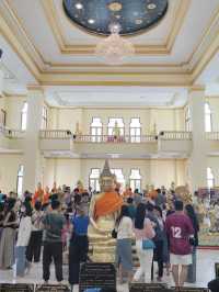 ขอพร แก้บน วัดโสธรวรารามวรวิหาร ฉะเชิงเทรา 