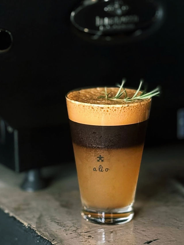 Alio Slow Bar Relationship - คาเฟ่สโลว์บาร์