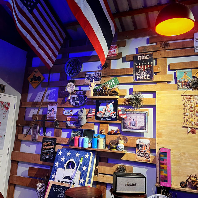 Handlebar and Grill หาดทุ่งวัวแล่น