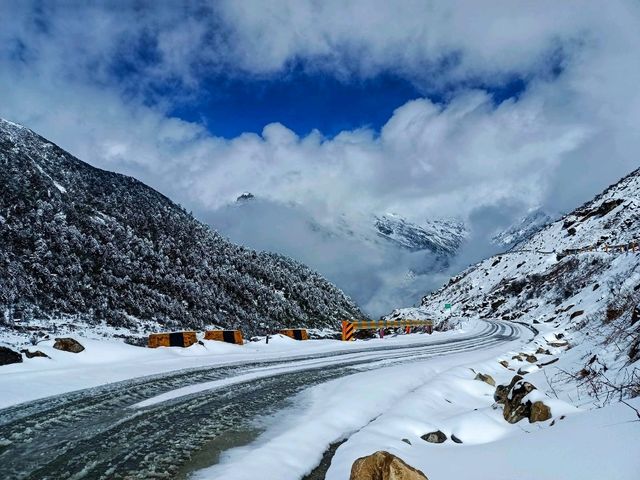 Tawang: Frozen Dreams in the Last Snowfall of the Season