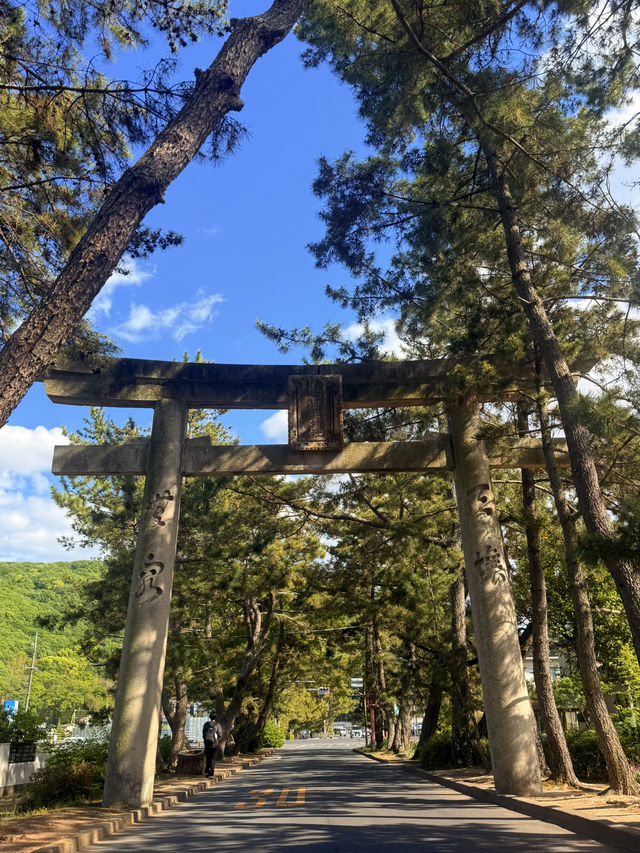 岡山｜浮在神池上的神社 探訪吉備國最古老的稻荷神社
