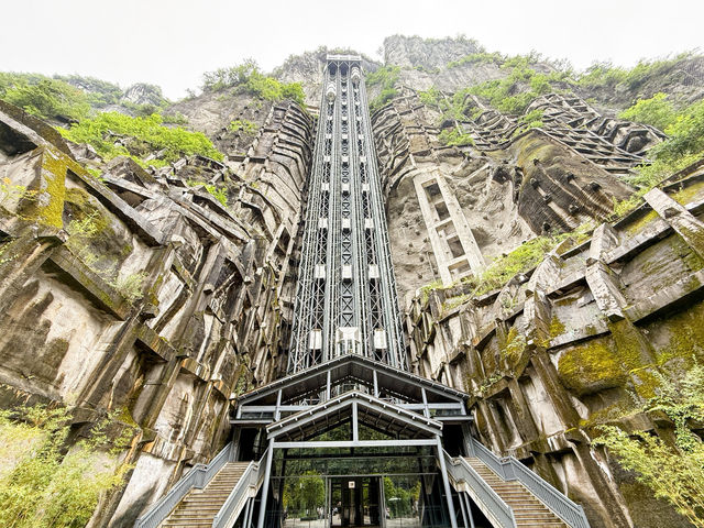 เที่ยวอุทยานหลุมฟ้า สามสะพานสวรรค์ อู่หลง