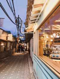Nagwon Yeok — The Café That Feels Like a Soft Pause in Ikseon-dong