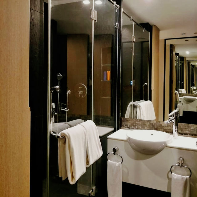 A Contemporary Escape in Bangkok’s Urban Core