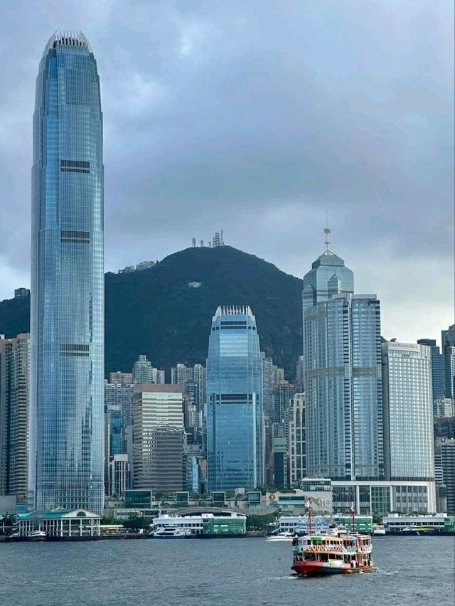 🚢🌇 Cruise the Lights! | Hong Kong Harbour Cruise  🇭🇰✨