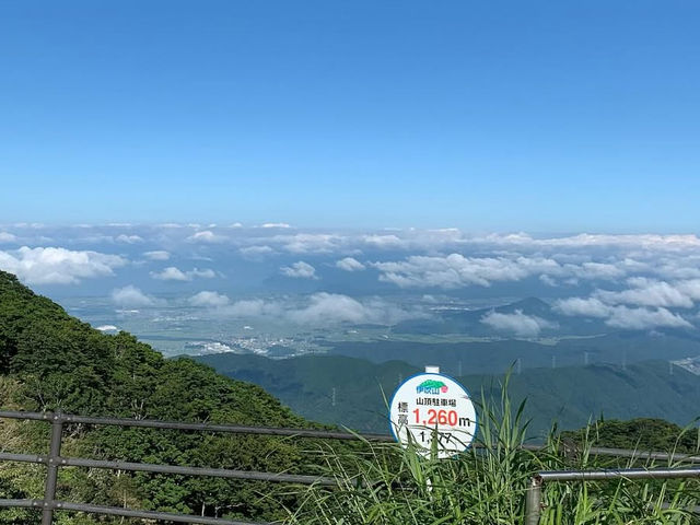 【雲上の絶景ロード】伊吹山ドライブウェイで空に向かう旅