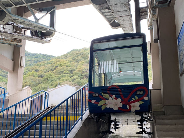 🏯 Climbing to the Sky – Iwakuni Castle Adventure