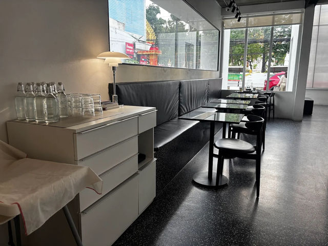 🖤✨ นี่เลย! “Option Coffee Bar” อุดรธานี