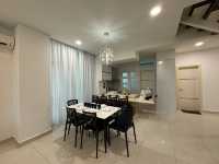 🏠 Batman-Themed Duplex at 1Medini – Fun & Spacious Stay for Big Families