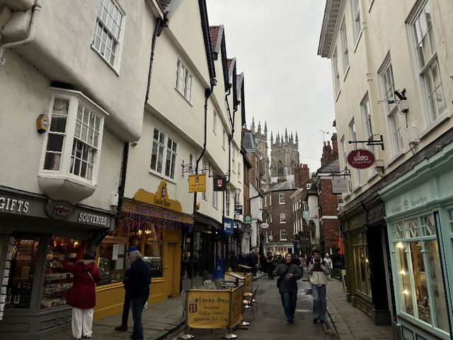 Exploring Historic York: A Walk Through Time! 🇬🇧🏰