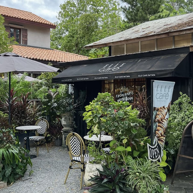 ELLE Café Pattaya 
