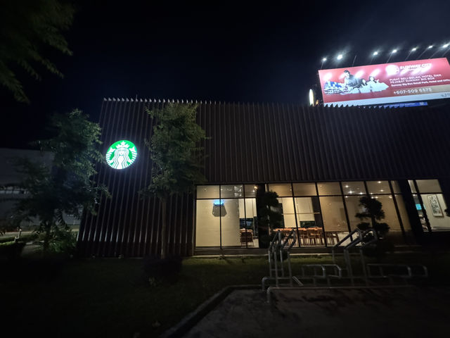 ☕ A Perfect Pit Stop – Starbucks Sunway Iskandar DT