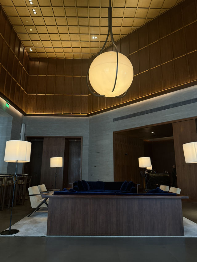 Fantastic decor fantastic location fantastic services