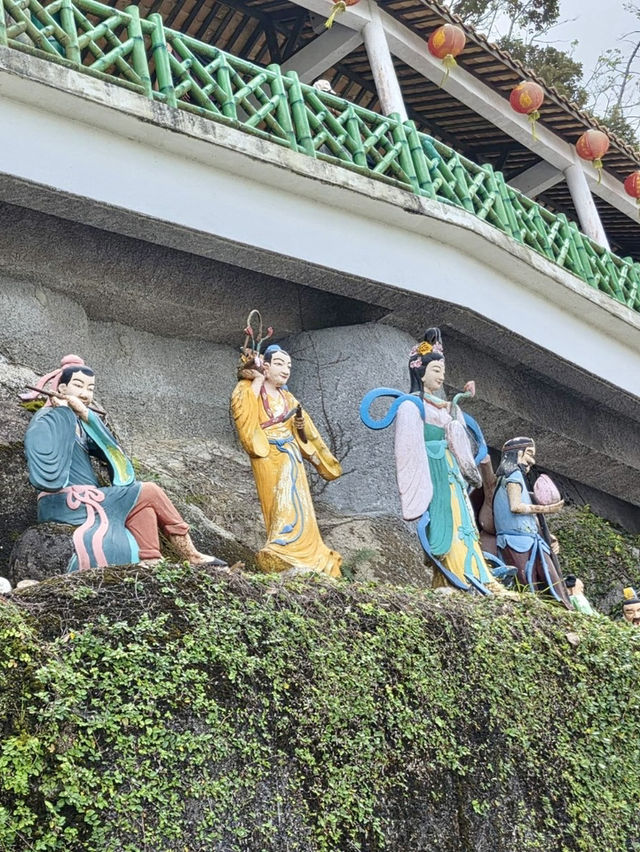 Chin Swee Caves Temple: A Misty Marvel in Genting Highlands