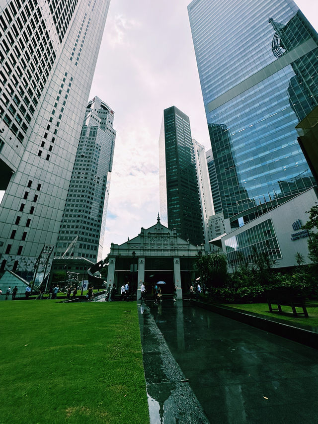 Raffles Place – The Beating Heart of Singapore’s Financial Pulse 💼