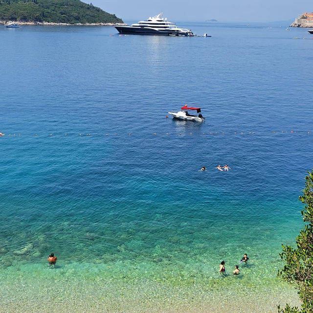 Pebbles, Views & Priceless Shade: An Afternoon at Sveti Jakov Beach 