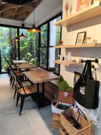 Jakarta’s Cozy Capsule for Coffee, Culture, and Connection
