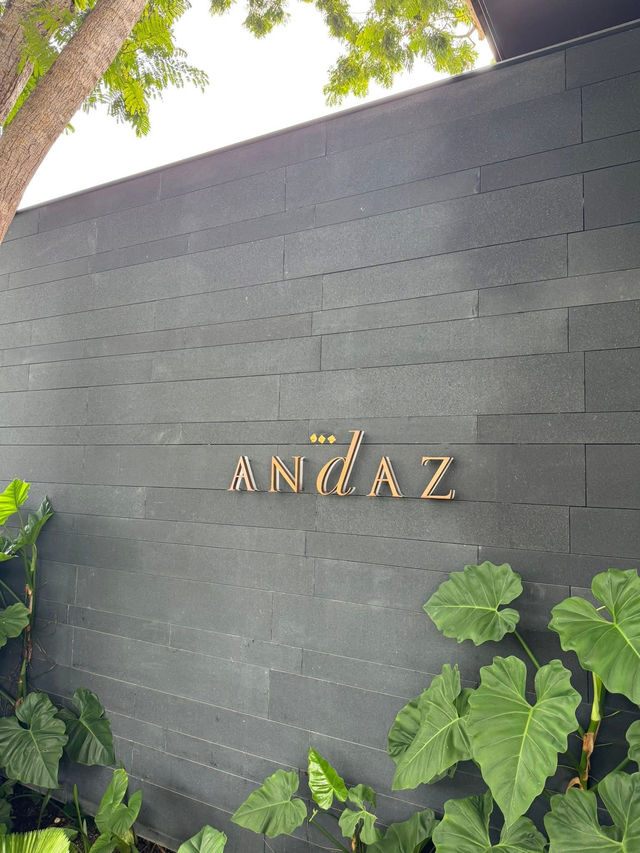 🌿静けさとデザインが調和する場所、Andaz Pattaya で心ほどける時間を。