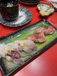 【平價享受高級鮮魚／居酒壽司的庶民好店】