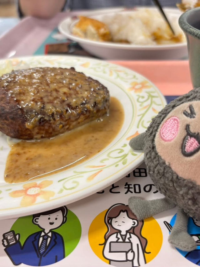 來北海道大學蹭飯(誤)及欣賞銀杏大道 來北海道大學蹭飯(誤)及欣賞銀杏大道