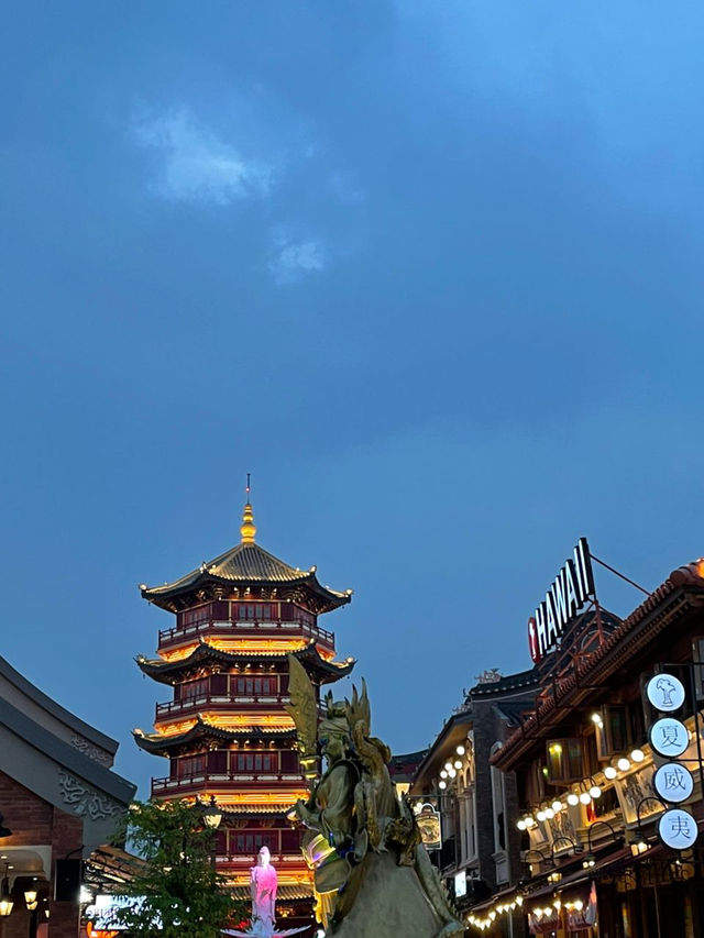 Wander & Feast in Glodok: Jakarta’s Chinatown Market