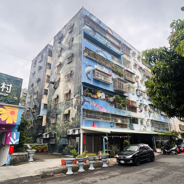🎨 WeiWu Mi Mi Village: Kaohsiung’s Open-Air Street Art Museum – Your Ultimate Guide