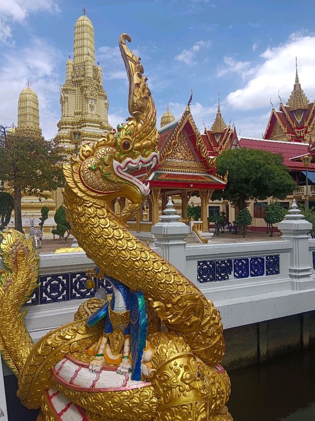 วัดบางไผ่ อารามหลวงสวยๆในนนทบุรี วัดบางไผ่ อารามหลวงสวยๆในนนทบุรี