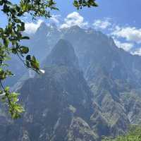 Hiking Tiger Leaping Gorge: An Epic Journey Through One of the World’s Deepest Canyons