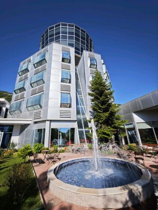 Спокойствие Тираны с вершины горы #Dajti Tower Belvedere Hotel - Тирана, Албания