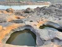 สามพันโบก จังหวัดอุบลราชธานี